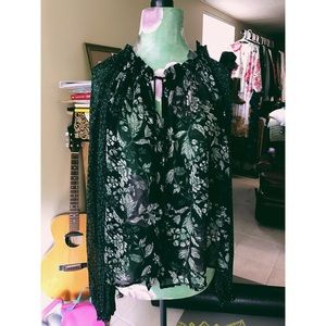 FP floral blouse🌿